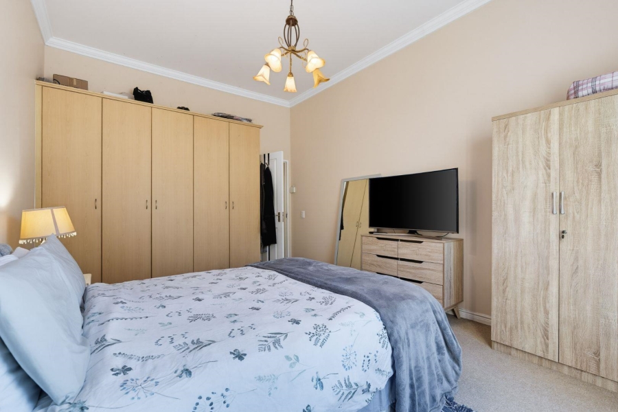 To Let 3 Bedroom Property for Rent in Royal Ascot Western Cape